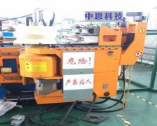 抗皺板潤滑系統在彎管機的使用中的作用是什么